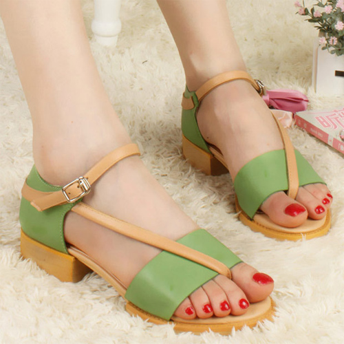 Những mẫu giày sandal siêu Hot