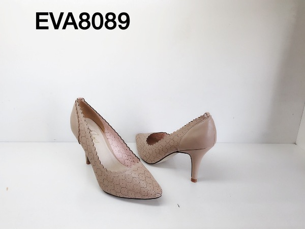 Giày cao gót đục lỗ viền hoa EVA8089